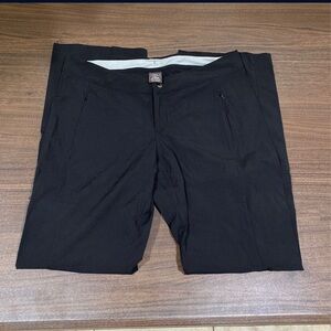 REI Women’s Hiking Pants Convertible Size 6